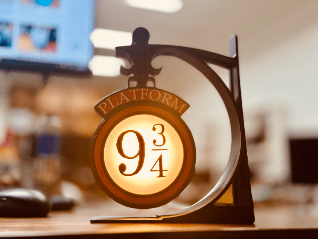 Настолна Лампа Платформа 9 3/4