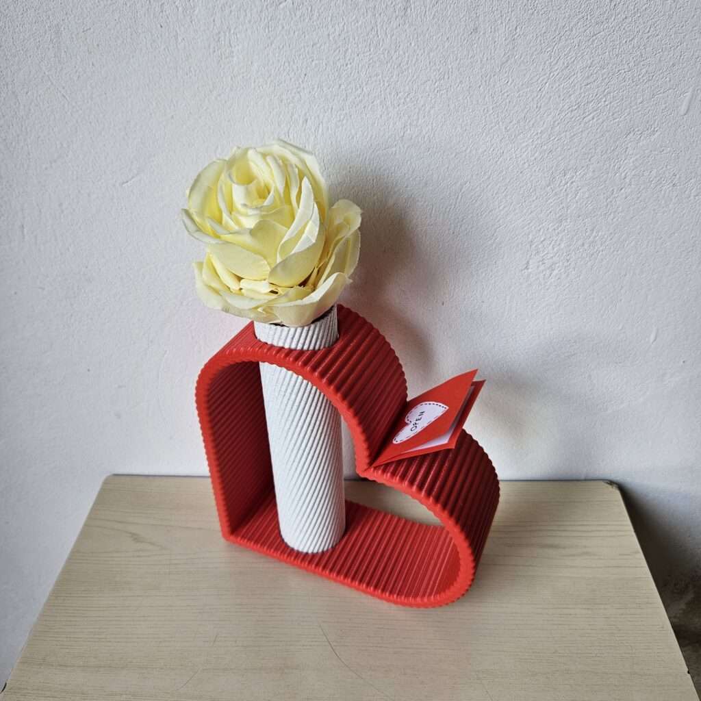 Стойка Ваза Сърце