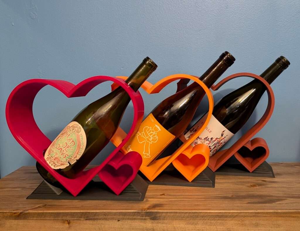 Стойка за Вино Сърце
